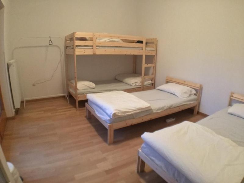 Auberge de jeunesse Buzahouse à Ljubljana Extérieur photo